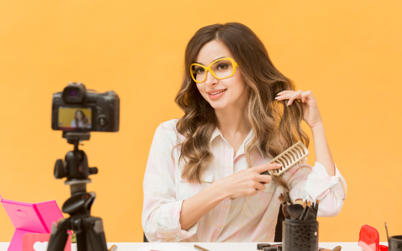 Find Influencers to Promote Your Product Using UGC & Creators (1)